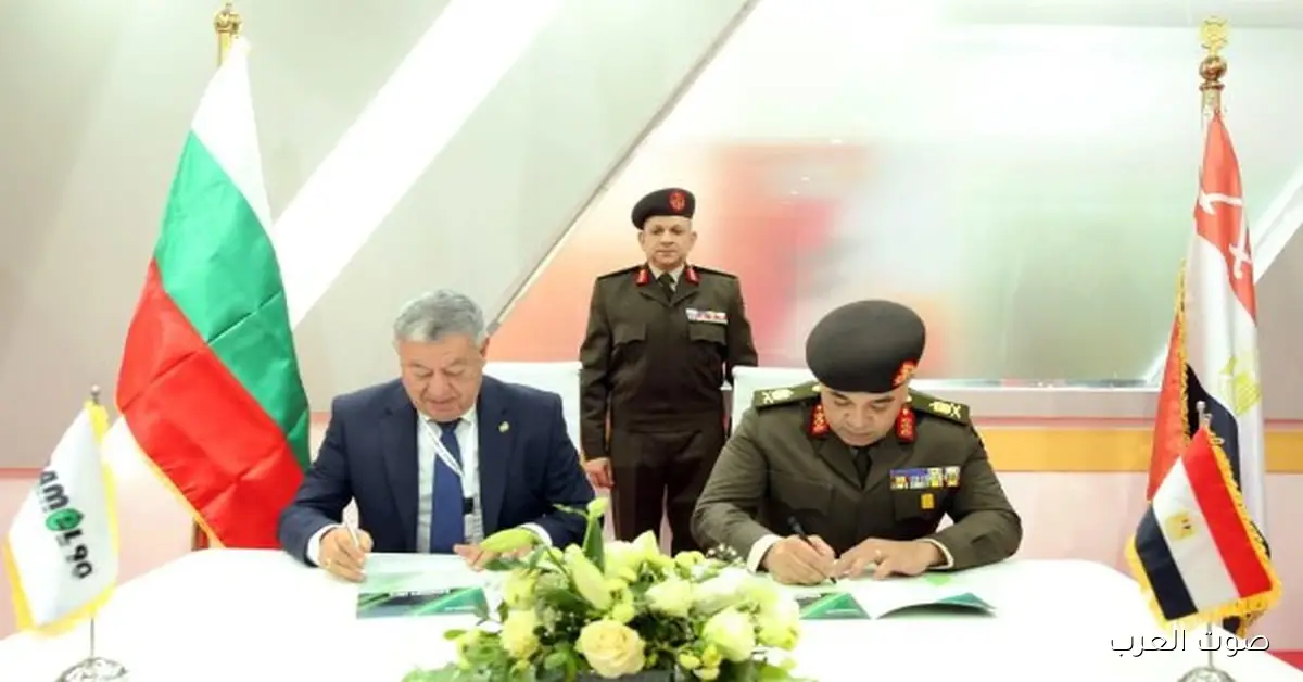 اجتماعات مكثفة بين قادة الأفرع الرئيسية وكبار ضباط القوات المسلحة خلال معرض إيديكس 2025