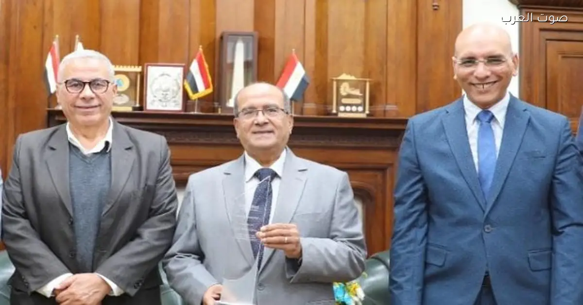 اكسبوتك تكرم رئيس الشركة القابضة للمياه لدعمه نجاح المعرض الدولي IWWI 2025