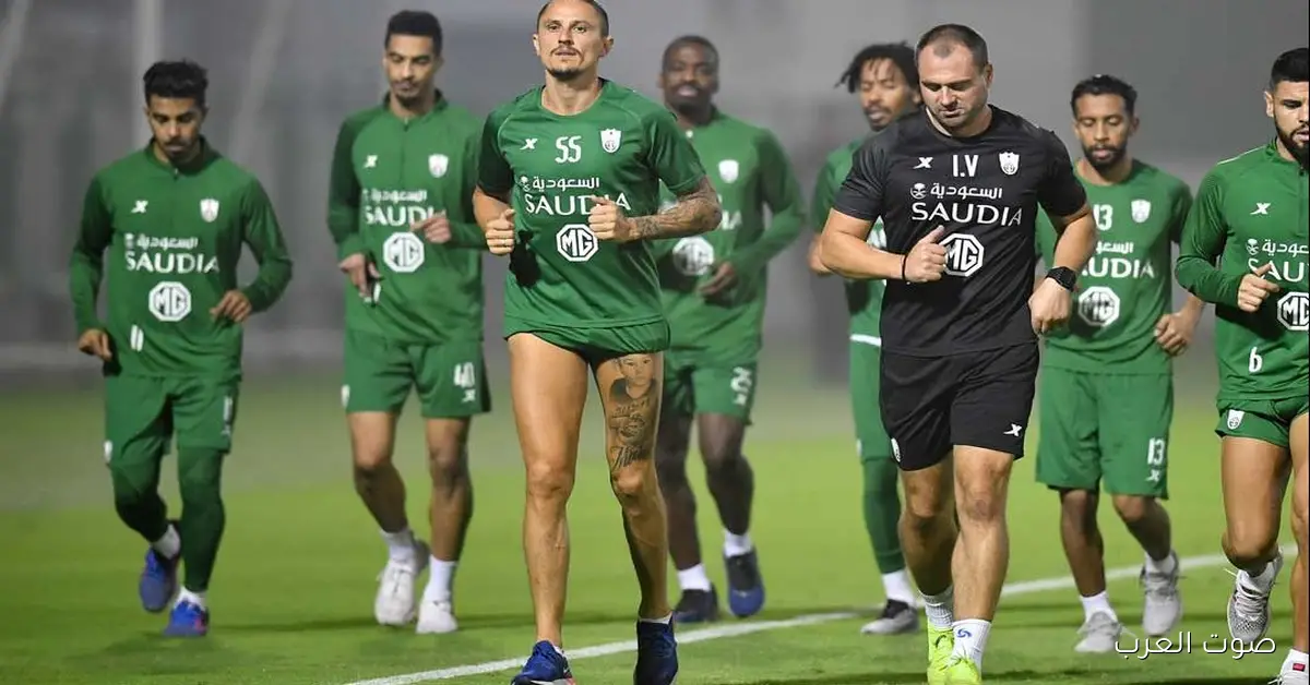 الأهلي السعودي يمدد عقد ميريح ديميرال