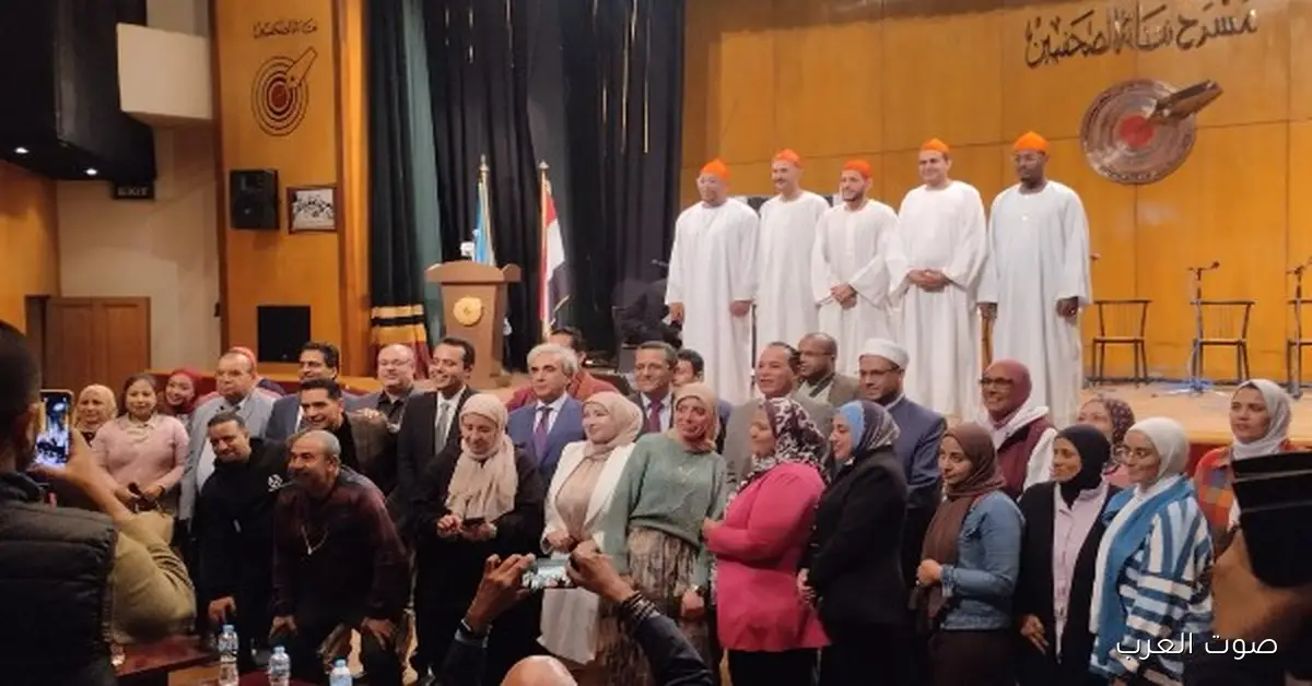 الصحفيين بتوزع تأشيرات العمرة في أجواء روحانية