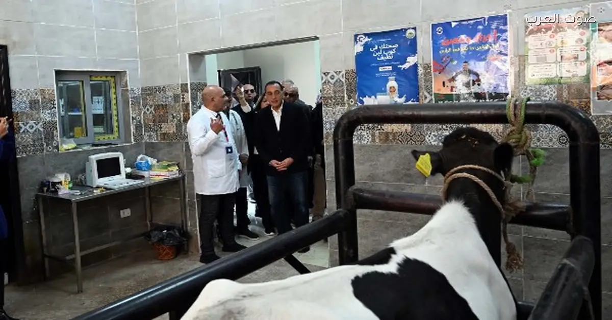 رئيس الوزراء يزور الوحدة البيطرية في قرية نوى ضمن مشروعات حياة كريمة في القليوبية