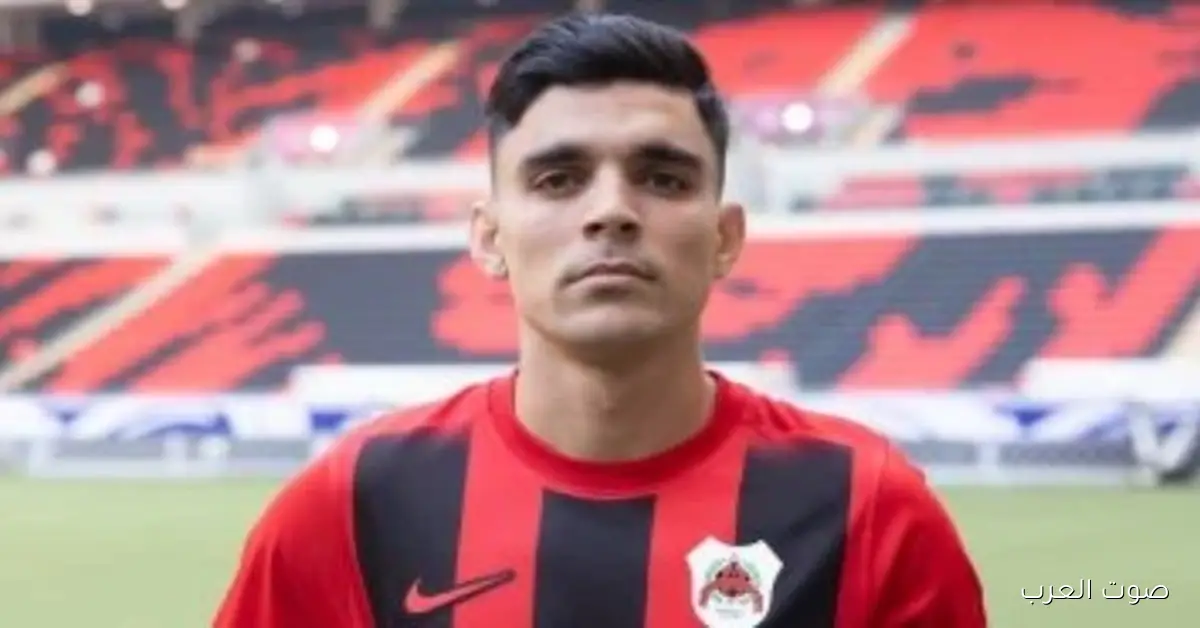 شوبير يطمن جماهير الأهلي عن إصابة أشرف بن شرقي مع منتخب المغرب