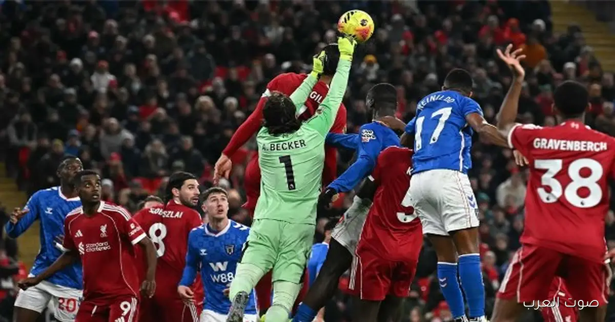 فيرتز بياخد جائزة أفضل لاعب في ماتش ليفربول وسندرلاند