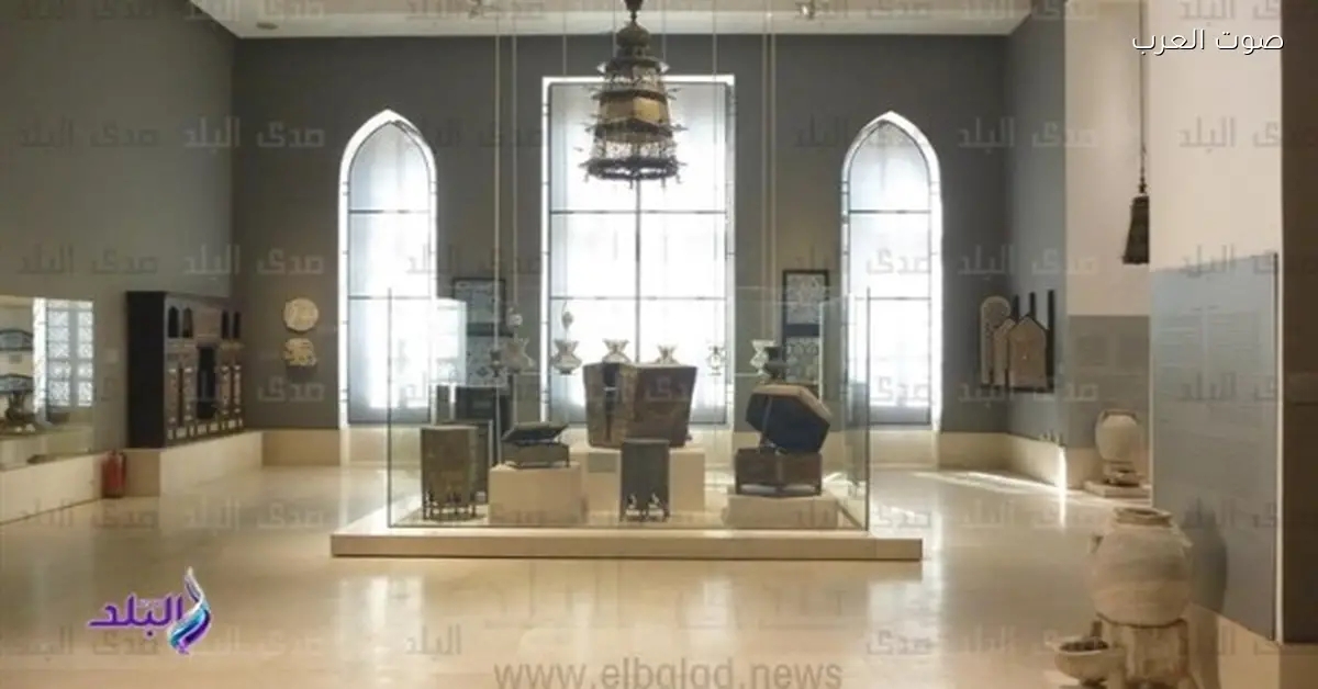 متحف الفن الإسلامي يخلص ورشة تصميم وتفصيل الأزياء