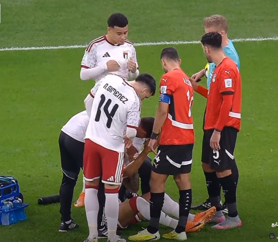 مروان حمدي نجم مباراة منتخب مصر ضد الإمارات في كأس