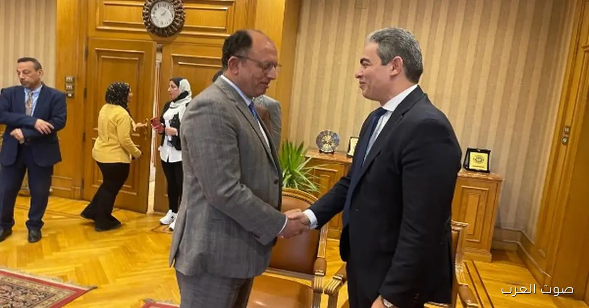 نقيب الإعلاميين ينبه الناس من الانسياق ورا المحتوى المضلل من غير ما يتأكدوا من المصادر الرسمية