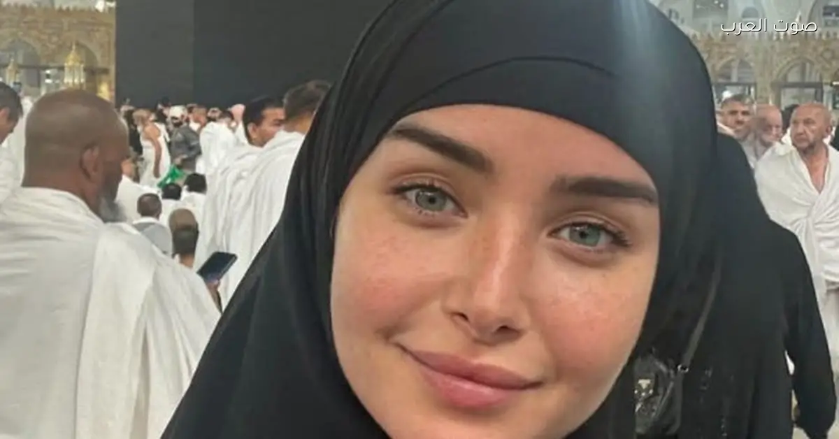 هنا الزاهد تروح العمرة أثناء وجودها في مهرجان البحر الأحمر