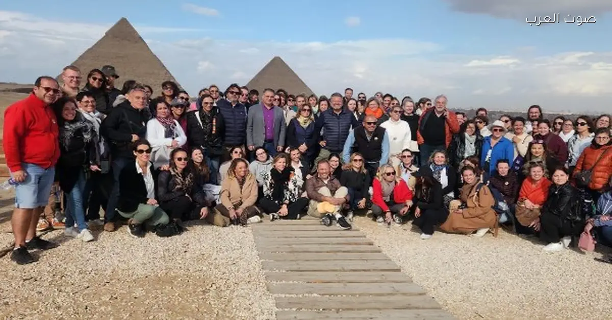 وزارة السياحة والآثار بتنظم رحلة تعريفية لخبراء السياحة ومنظمي الرحلات والصحفيين والمشاهير الفرنسيين