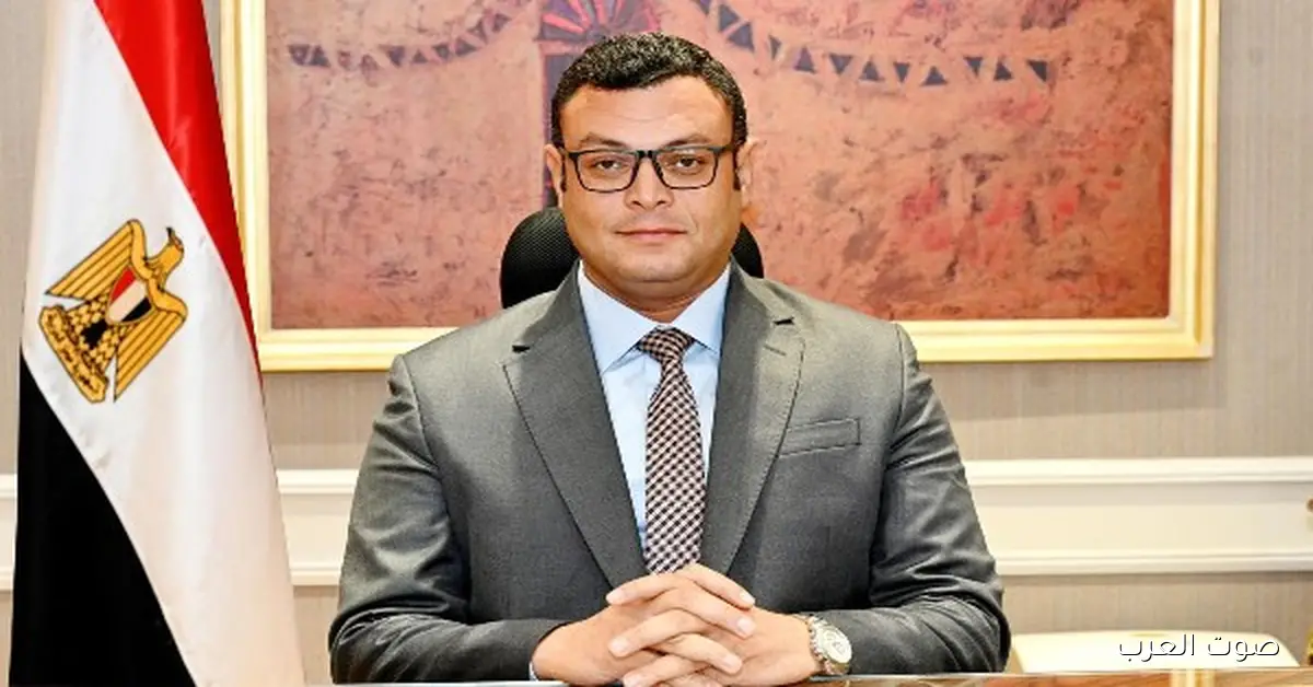 وزير الإسكان بيتابع تطوير الطرق والمرافق في المناطق الصناعية بالمدن الجديدة