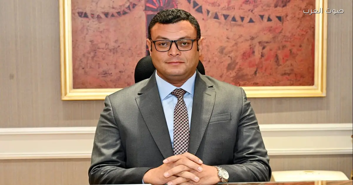 وزير الإسكان يهنئ أشرف صبحي بتوليه رئاسة لجنة CIGEPS باليونسكو مؤكداً مكانة مصر الدولية