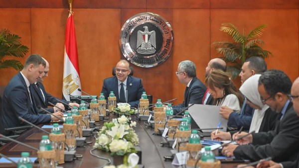 مصر وبيلاروسيا تعززان التعاون الصناعي والتبادل التجاري