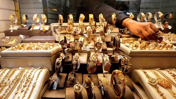 7977 جنيها سعر أغلى عيار ذهب في السوق اليوم