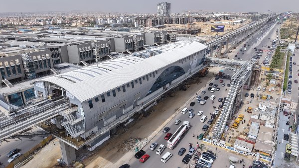 أحدث صور جوية لمشروع مونوريل غرب النيل