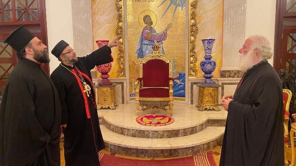 أسقف بولس ساتي يلتقي البابا ثيودوروس ويعزز روابط المحبة الكنسية