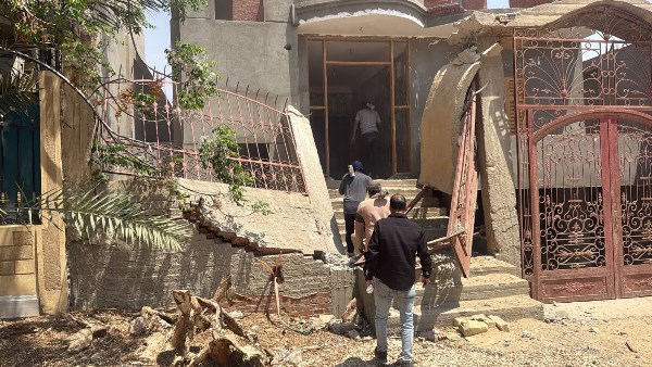 إزالة التعديات البنائية في منطقة الأمل بالعبور الجديدة