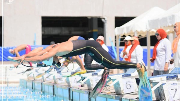 إنبي يتصدر كأس مصر للسباحة بالزعانف والتمساح في المركز الثاني