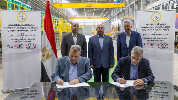 اتفاقيتان بين السكك الحديدية ونيرك لتصنيع 500 عربة وتشغيل ورش كوم أبو راضي