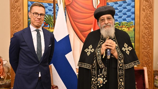البابا تواضروس والرئيس الفنلندي يناقشان دور الأديان في مواجهة الحروب