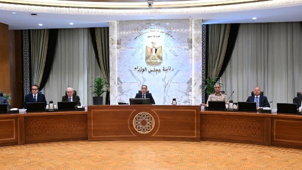 الحكومة تعلن 13 قرارًا جديدًا ضمن مبادرة الـ 50 مليار جنيه