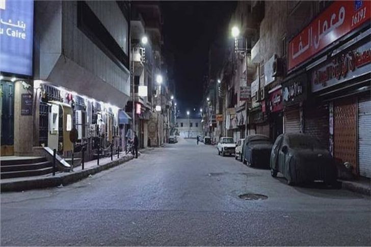 الحكومة تعلن مواعيد جديدة لفتح المحال والمطاعم بعد التراجع عن الغلق المبكر