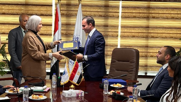 الضرائب تعلن مزايا جديدة لأصحاب الأنشطة التجارية تحت 20 مليون جنيه