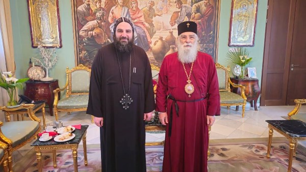 الكنيسة القبطية في قبرص تهنئ الروم الأرثوذكس بعيد القيامة