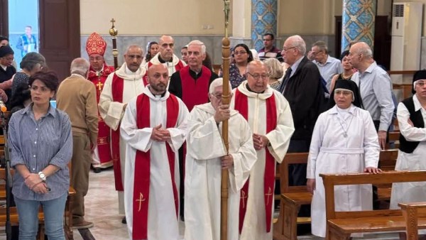 المطران شيحان يحتفل بعيد القديس مار جرجس في دير الآباء اللعازريين بالقاهرة