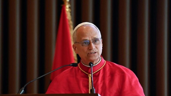 بابا الفاتيكان: إفريقيا رمز للأمل ودعوة لإنهاء استغلال الثروات