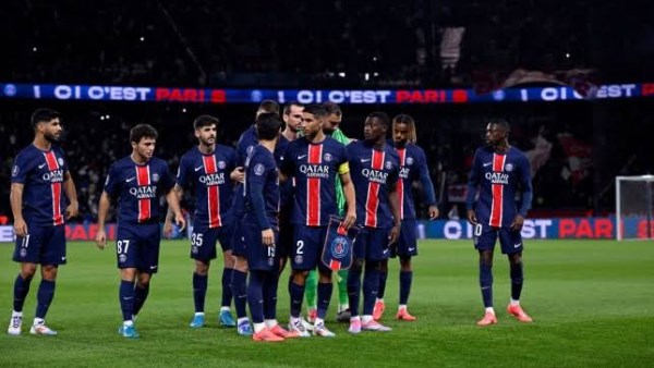 باريس سان جيرمان ينتظر قرار حكيمي ومينديز قبل مواجهة بايرن ميونيخ