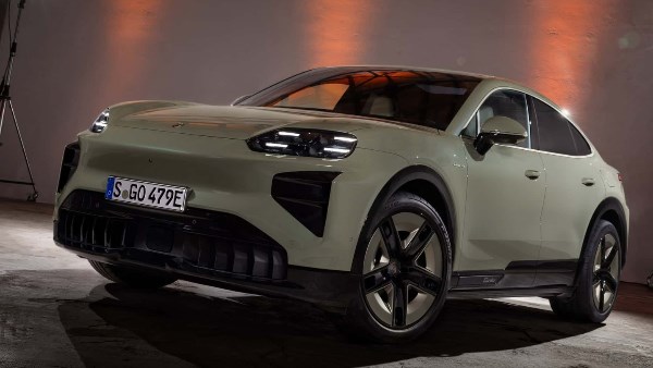 بورشه تطلق كايين كوبيه الكهربائية 2027 مع صور جديدة