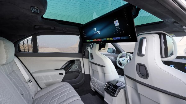 بي إم دبليو تكشف عن الفئة السابعة 2027 بتحديثات جديدة