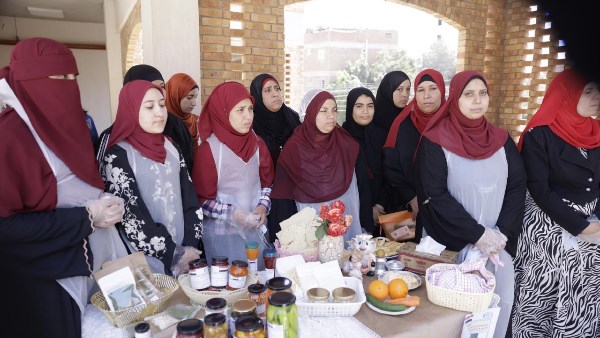 تدريب 80 سيدة في بني سويف على الصناعات الغذائية ومنتجات الألبان