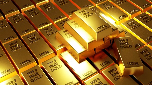 تراجع الذهب محليًا 130 جنيهًا وارتفاع عالمي بنسبة 1.7% للأوقية
