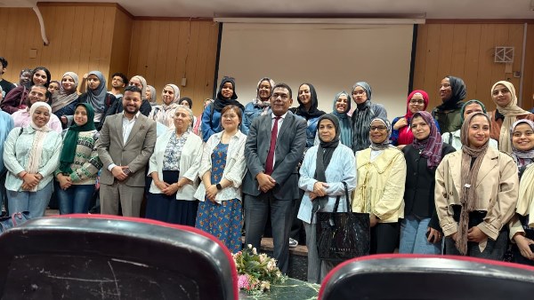 تزايد الطلب على خريجي اللغة الصينية في شركات مصر الكبرى