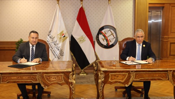 تعاون بين التعليم العالي والنيابة العامة لنشر الوعي القانوني