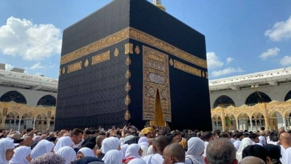 تكلفة حج الجمعيات 2026 وتفاصيل الحجز المتاحة