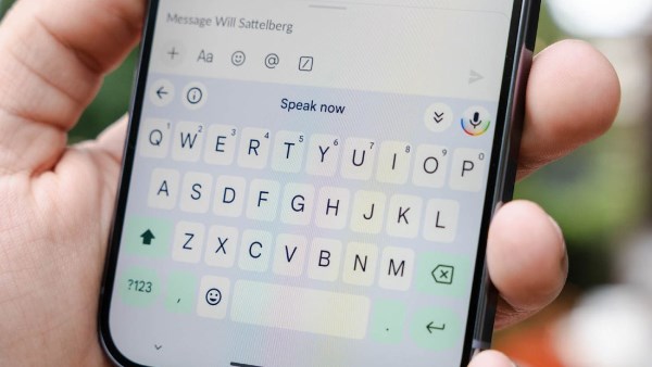 جوجل بيكسل يؤثر سلبًا على الإملاء الصوتي في أندرويد وتطبيق جديد يحل المشكلة