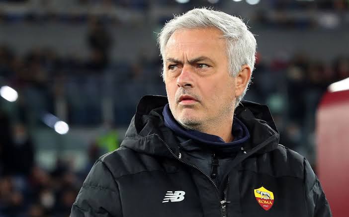 جوزيه مورينيو يعود إلى مدريد مجددًا