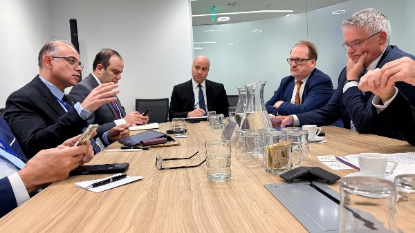 دمج المشروعات الصغيرة والمتوسطة في الاقتصاد الرسمي بمعايير محاسبية مبسطة