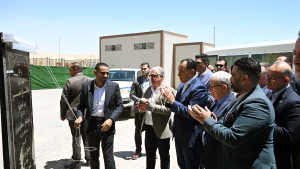 رئيس الوزراء يؤكد دعم الصناعات المحلية ذات القيمة المضافة