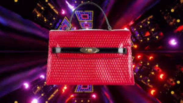 سايبر ديك يغير مفهوم الحواسيب المنزلية على تيك توك