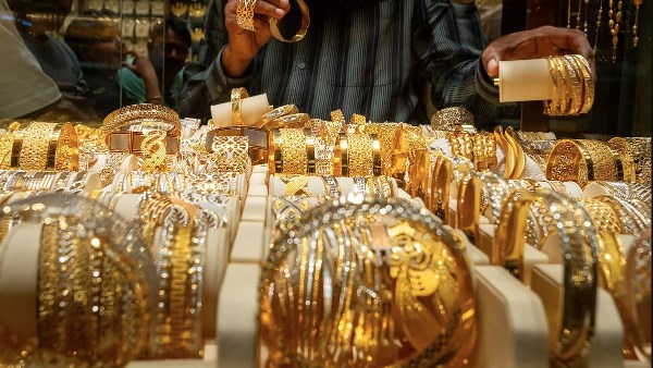 سعر عيار 21 من الذهب اليوم في الصاغة