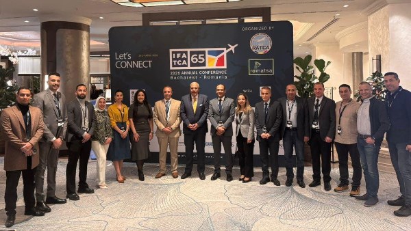 سفير مصر في رومانيا يلتقي وفد ضباط المراقبة الجوية ببوخارست