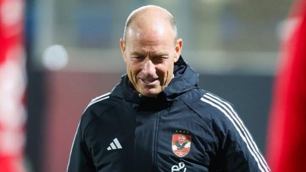 شوبير يعلن موعد رحيل توروب عن تدريب الأهلي