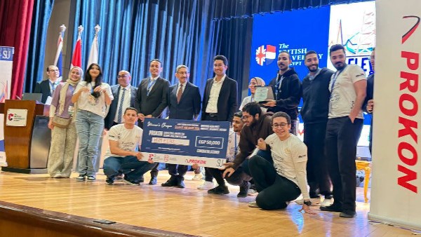 فريق HUM من المطرية يحقق المركز الأول في مسابقة ELEVATE & Shake