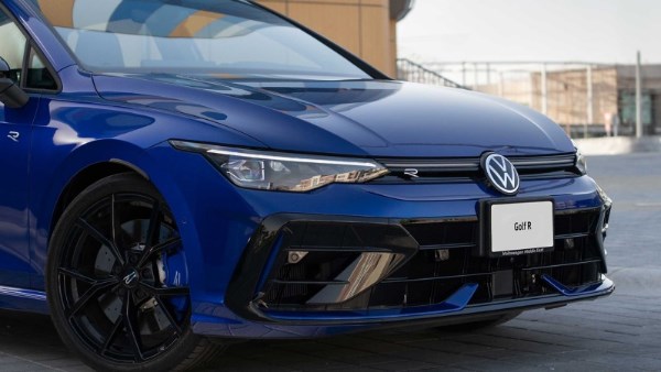 فولكس فاجن جولف R 2026: السعر والمواصفات في السعودية