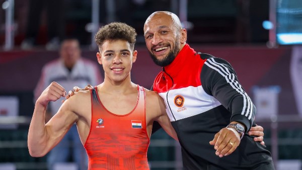 كرم جابر يقود منتخب المصارعة في بطولة إفريقيا بالإسكندرية