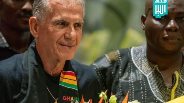 كيروش يصل إلى أكرا تمهيدًا لتولي القيادة الفنية