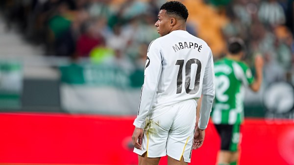 مبابي يسجل الهدف رقم 100 مع ريال مدريد