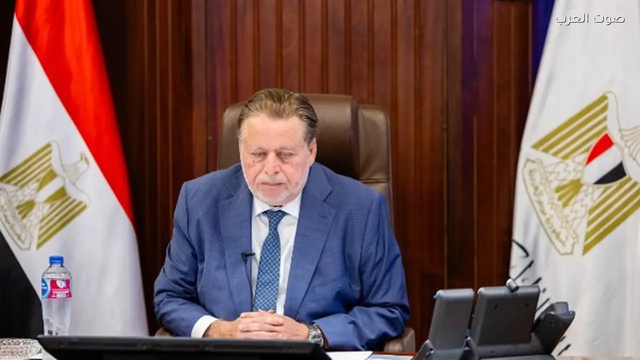 محافظ البنك المركزي يلتقي نظيره التركي في اجتماع تشاوري